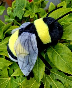 bee soft toy hug box